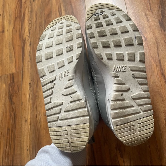 Women's Nike Air Max Thea Metallic Silver Chrome Sneaker Size 7 - Picture 9 of 16